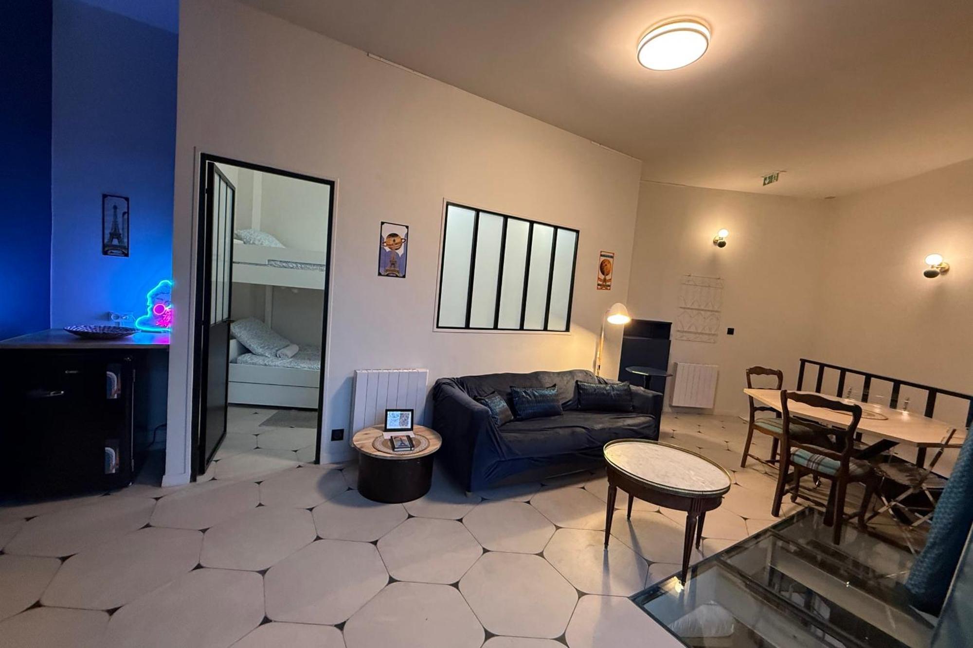 Apartment Charming Themed Loft - Cosmic - 18 Paris